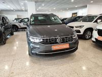 Usado VW Tiguan Life 150 CV (110 kW) 2023 Gris / plata SUV