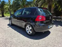 Usado VW Golf V Sportline 140 CV (102 kW) 2007 Negro Berlina