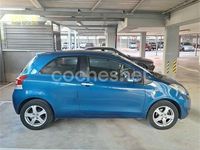 Usado Toyota Yaris Active 101 CV (74 kW) 2010 Azul Utilitario