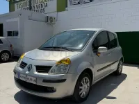 Usado Renault Modus Dynamique 100 CV (73 kW) 2006 Gris / plata Monovolumen