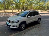 Begagnad VW Tiguan 140 HK (102 kW) 2012 Vit SUV