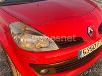 Usado Renault Clio II Rip Curl 85 CV (62 kW) 2007 Rojo Berlina