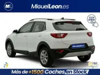 Usado Kia Stonic 79 CV (58 kW) 2025 Blanco SUV