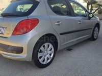 Usado Peugeot 207 70 CV (51 kW) 2006 Gris / plata Berlina