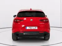 Usado Alfa Romeo Stelvio Sprint 190 CV (139 kW) 2022 Rojo SUV