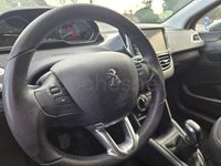 Usado Peugeot 208 Active 100 CV (73 kW) 2015 Gris / plata Utilitario