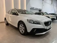 Usado Volvo V40 CC Summum 150 CV (110 kW) 2014 Blanco Familiar