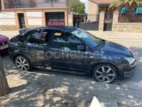 Usado Ford Focus Sport 109 CV (80 kW) 2005 Azul Berlina