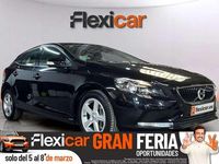 Usado Volvo V40 Momentum 122 CV (89 kW) 2018 Negro Utilitario