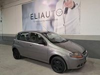 Usado Chevrolet Kalos SE 94 CV (69 kW) 2006 Gris / plata Berlina