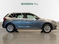 Usado Skoda Kamiq Selection 115 CV (84 kW) 2025 Gris SUV