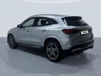 Käytetty Mercedes GLA200 163 HP (119 kW) 2025 Harmaa Katumaasturi