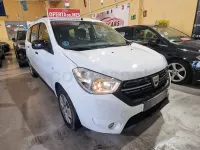 Usado Dacia Lodgy Comfort 95 CV (69 kW) 2021 Blanco Monovolumen