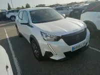 Usado Peugeot 2008 Active 110 CV (80 kW) 2021 Blanco SUV