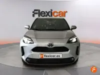 Usado Toyota Yaris 116 CV (85 kW) 2022 Gris Utilitario