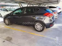 Usado Kia Ceed GT 90 CV (66 kW) 2016 Negro Berlina