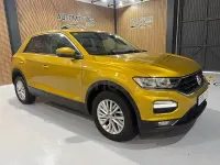Usado VW T-Roc Advance 115 CV (84 kW) 2020 Amarillo SUV