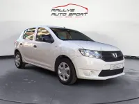 Usado Dacia Sandero Ambiance 75 CV (55 kW) 2014 Blanco Berlina