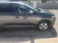Usado Opel Grandland X Selective 120 CV (88 kW) 2018 Gris SUV