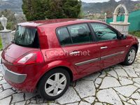 Usado Renault Mégane II Dynamique 130 CV (95 kW) 2005 Rojo Berlina