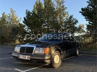 Usado Mercedes E230 150 CV (110 kW) 1994 Negro Berlina