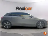Usado Mercedes A180 116 CV (85 kW) 2019 Gris / plata Berlina