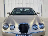 Usado Jaguar S-Type Executive 207 CV (152 kW) 2005 Beige Berlina