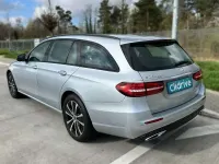 Usado Mercedes E300 194 CV (142 kW) 2022 Gris Familiar