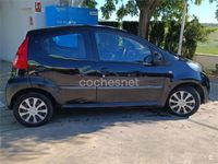 Usado Peugeot 107 68 CV (50 kW) 2007 Negro Utilitario