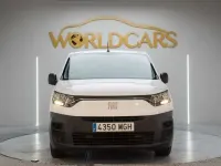 Usado Fiat Doblò 102 CV (75 kW) 2023 Blanco Monovolumen
