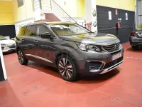 Usado Peugeot 5008 Allure 130 CV (95 kW) 2019 Gris / plata SUV