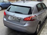 Usado Peugeot 308 Access 110 CV (80 kW) 2018 Gris / plata Berlina