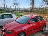 Usado Seat Ibiza Reference 100 CV (73 kW) 2009 Rojo Berlina