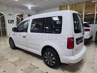 Usado VW Caddy Trendline 102 CV (75 kW) 2019 Blanco Monovolumen
