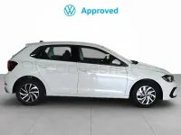 Usado VW Polo Life 95 CV (69 kW) 2023 Gris / plata Utilitario