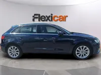 Usado Audi A3 Design 116 CV (85 kW) 2019 Azul Berlina