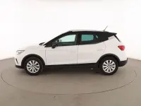 Usado Seat Arona FR 110 CV (80 kW) 2022 Blanco SUV
