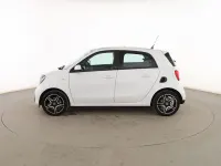 Usado Smart ForFour Electric Drive Passion 60 kW (82 CV) 2021 Blanco Berlina
