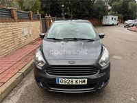 Usado Ford Ka Plus Ultimate 85 CV (62 kW) 2018 Gris / plata Utilitario