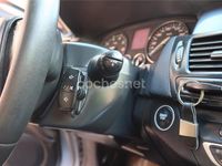 Usado Renault Laguna III Expression 140 CV (102 kW) 2010 Gris / plata Berlina