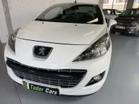 Usado Peugeot 207 CC 120 CV (88 kW) 2013 Blanco Descapotable