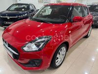 Usado Suzuki Swift 83 CV (61 kW) 2022 Rojo Berlina