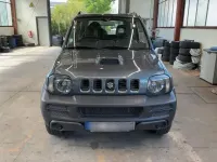 Usado Suzuki Jimny 86 CV (63 kW) 2006 Gris / plata SUV