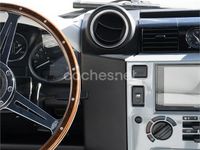 Usado Land Rover Defender 122 CV (89 kW) 2009 Gris / plata Recogida