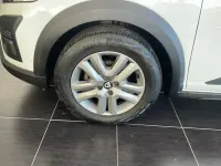 Usado Dacia Sandero Essentiel 100 CV (73 kW) 2021 Marrón Berlina