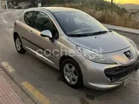 Usado Peugeot 207 95 CV (69 kW) 2007 Gris / plata Berlina