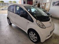Usado Peugeot iON Access 49 kW (67 CV) 2012 Blanco Utilitario