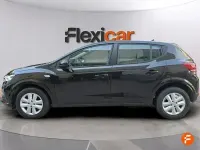 Usado Dacia Sandero Expression 91 CV (66 kW) 2023 Negro Berlina