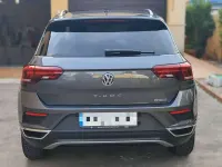 Usado VW T-Roc Sportline 150 CV (110 kW) 2018 Gris SUV