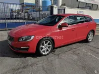 Begagnad Volvo V60 Momentum 136 HK (100 kW) 2014 Röd Kombi